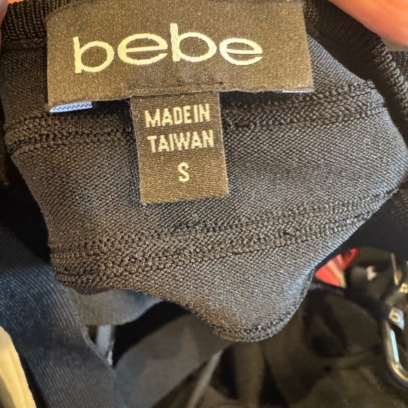 Bodycon Bebe Black Dress High Neck - Picture 3 of 3